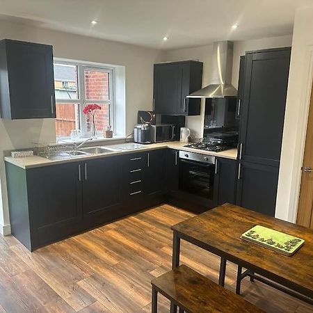 Вилла Immaculate House In Doncaster Cantley  Экстерьер фото
