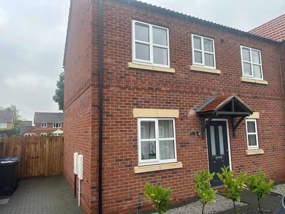 Вилла Immaculate House In Doncaster Cantley  Экстерьер фото